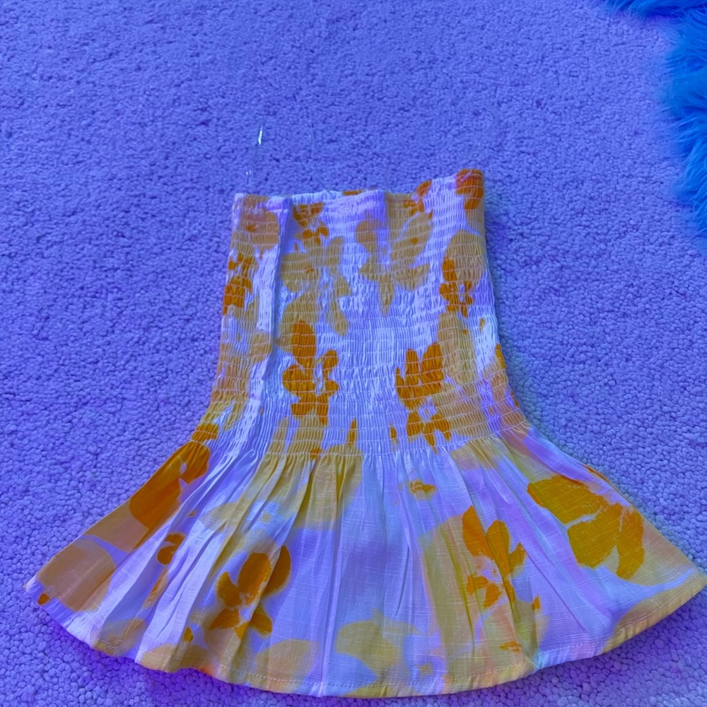 white and yellow tube top!! bottom is flowy